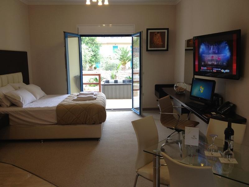 Pearl Bay Hotel Apartments Vrontádos Zewnętrze zdjęcie